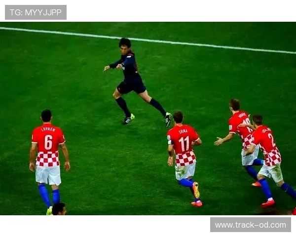 点球判罚中为何提前进区不一定判罚重罚？规则细节全拆解