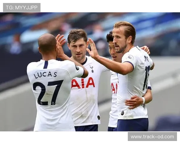 本泽马 vs 凯恩：进攻效率与战术角色差异