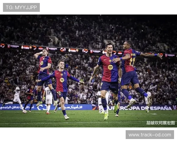 巴萨关键比赛状态波动，对赛季争冠形势产生阶段性影响