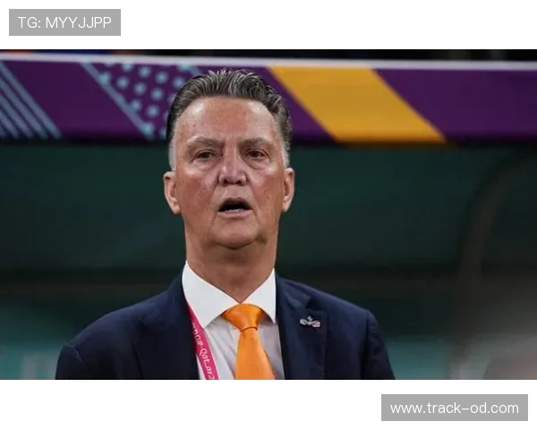 荷兰队2026世界杯战术解析：范加尔回归能否重塑橙衣军团中场控制力